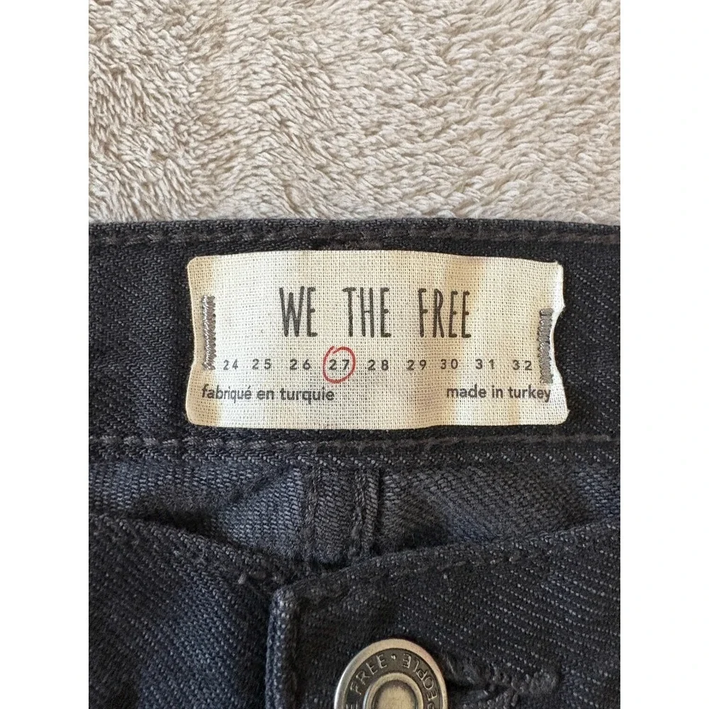 We The Free Distressed Ripped Jeans Black Wash Denim Raw Hem‎ Size 27 - Picture 5 of 9